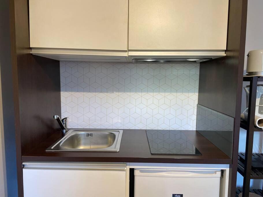 Maisonnette Dans Jardin Partage Bois-Colombes Dış mekan fotoğraf
